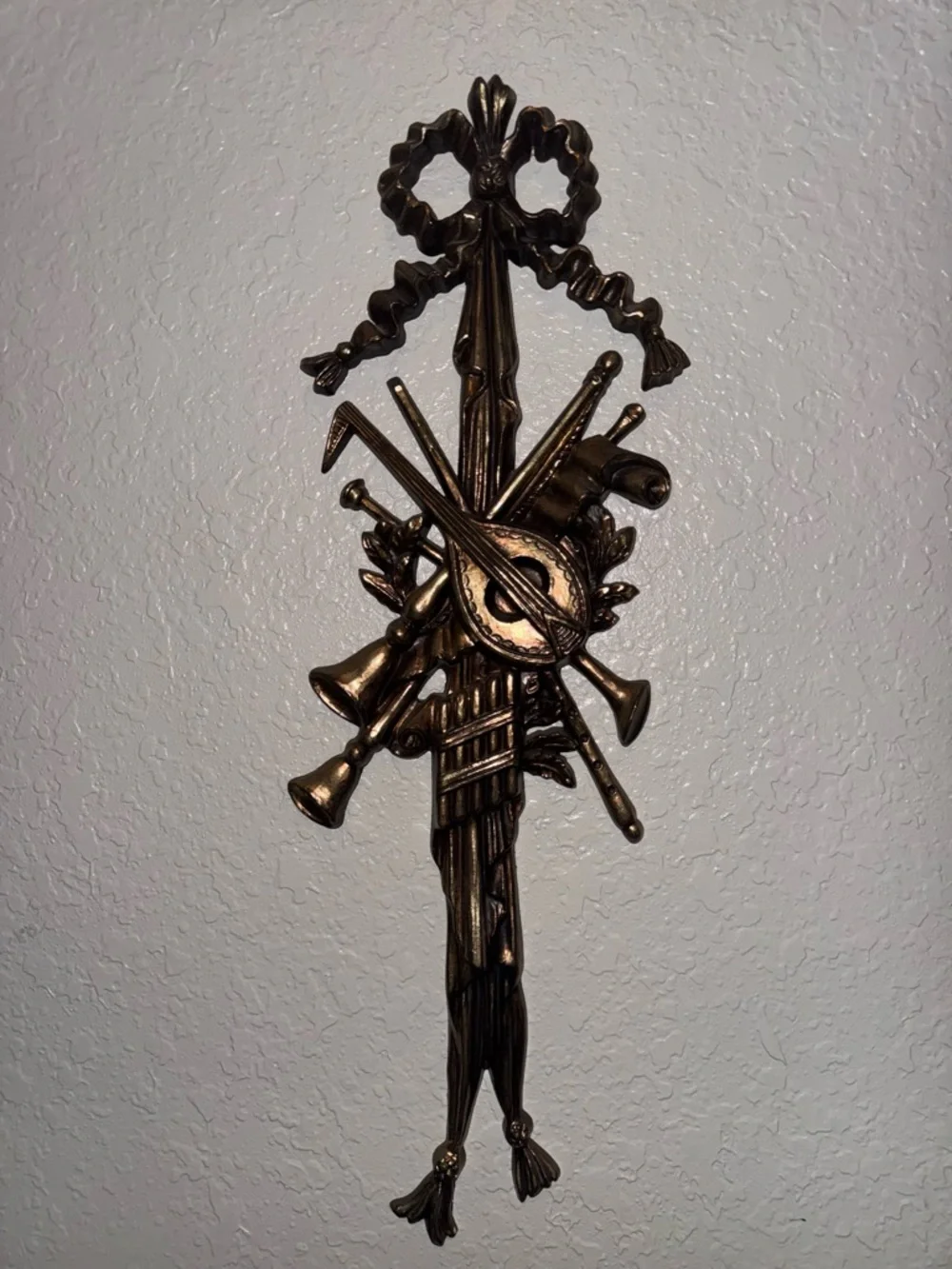 VTG  Greco-Roman Themed Musical Instrument Wall hanging -Turner Manufacturing Co